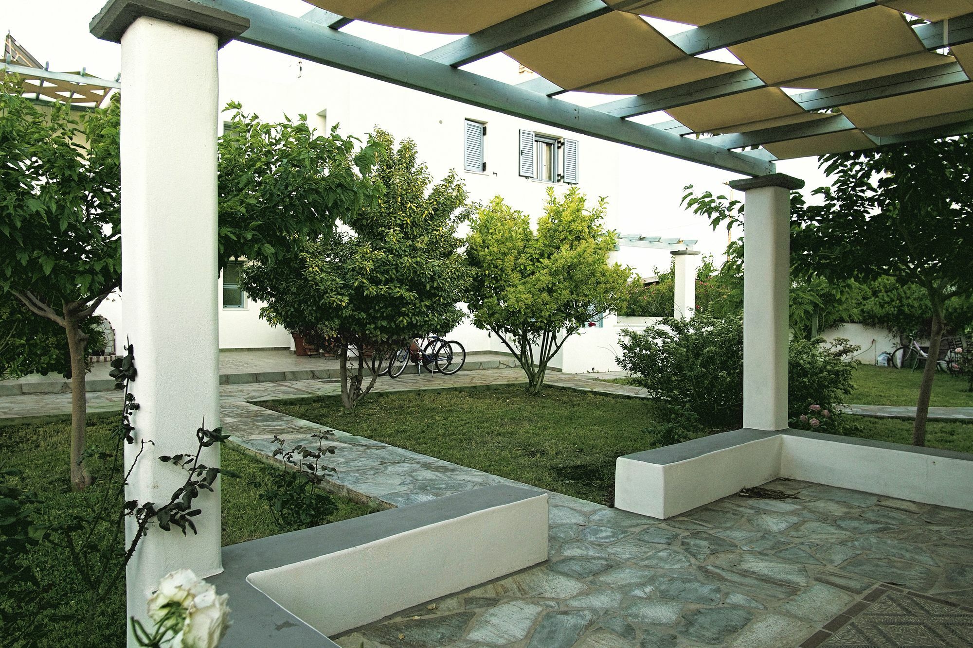 Kallisti Studios & Apartments Скірос Екстер'єр фото